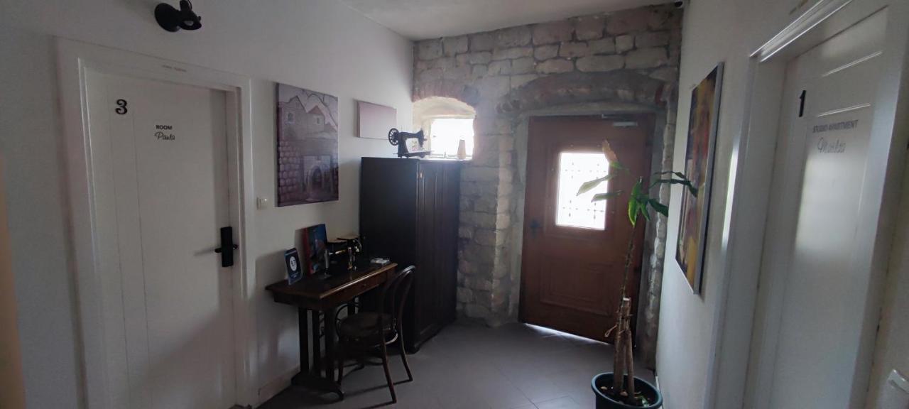 Studios Kadena Trogir - 18Th Century Stone House Экстерьер фото